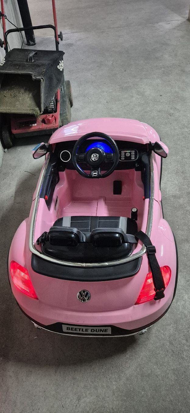 Fahrzeuge für Kinder: Kinder Elektroauto VW Beetle Actionbikes pink – Gebraucht aus Hofstetten SO von IgorMarijak 1
