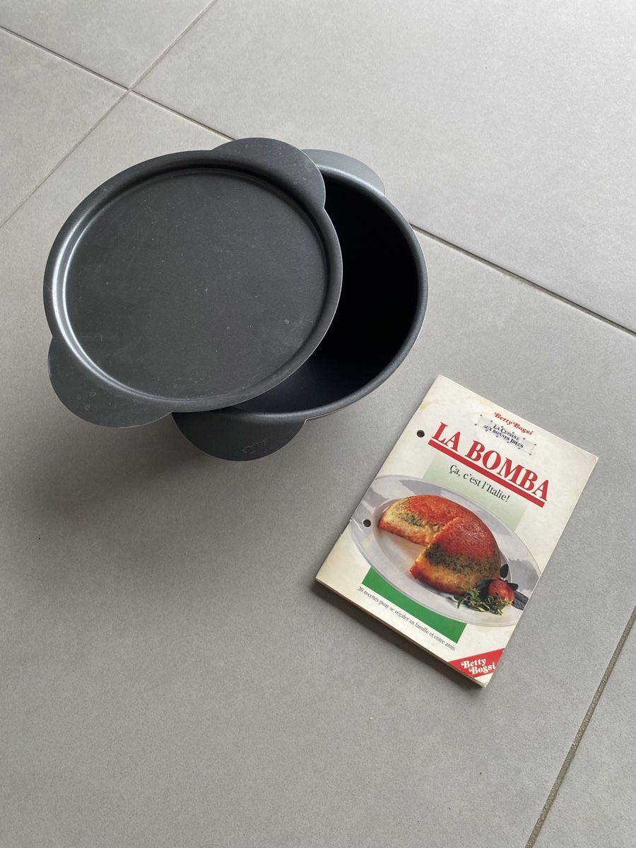 Betty Bossi Teglie da forno: Moule Bomba de Betty Bossy – Nuovo (secondo la descrizione) da Corcelles près payerne venduto da jas76