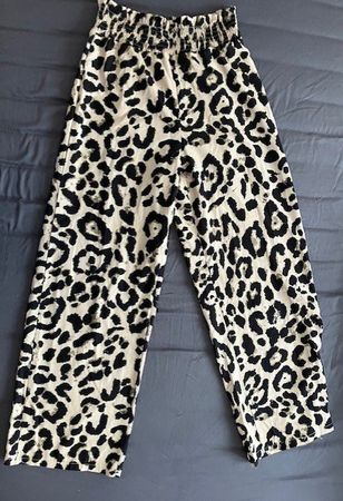 Pantalon Léopard Tendance, Taille S – Parfait pour l'été!