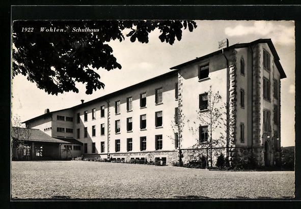 Cartoline postali: AK Wohlen, Blick auf das Schulhaus – Usato da Berlin venduto da bartko-reher