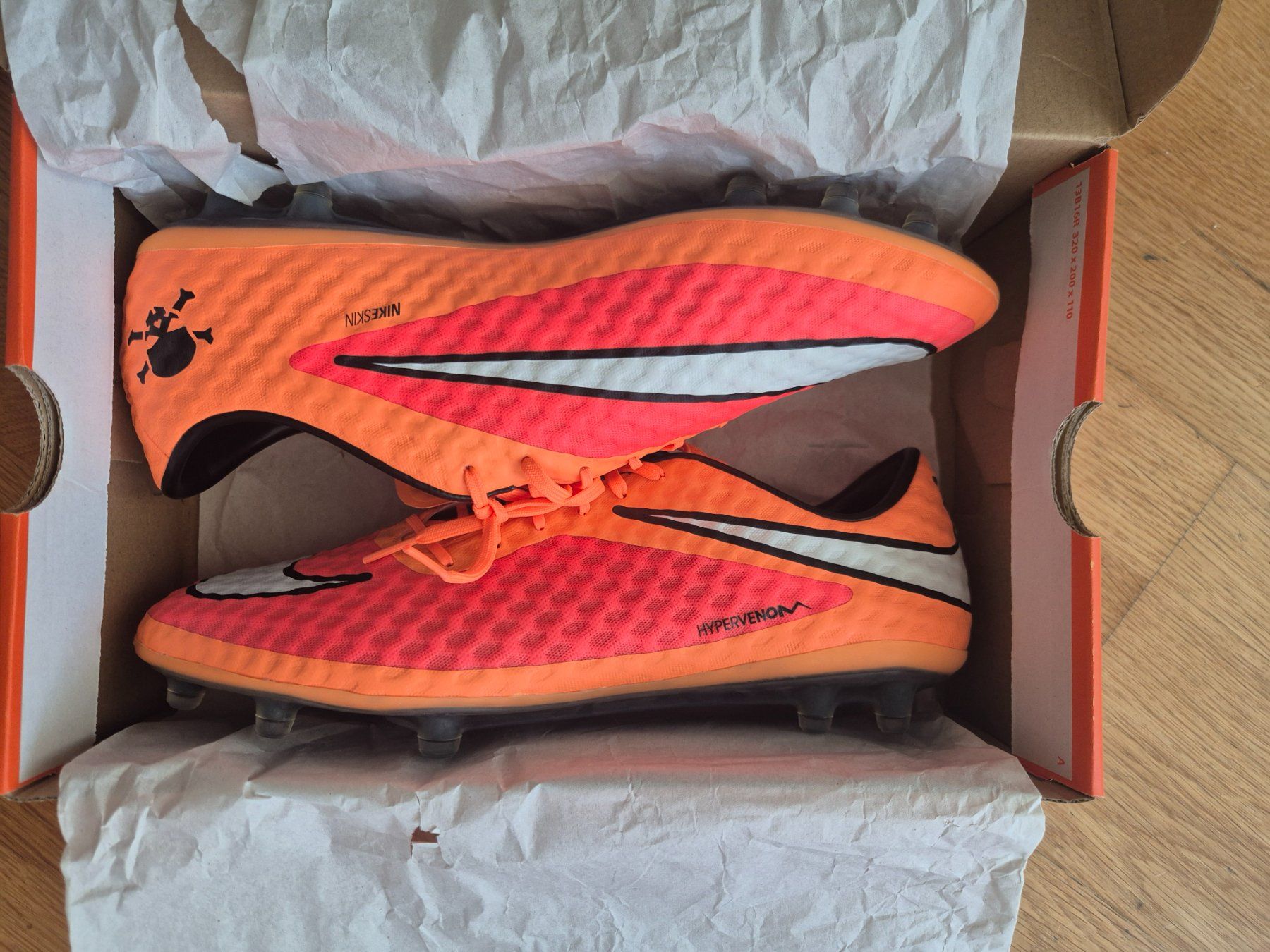 Scarpe da uomo: Hypervenom Phantom [orange 2015] Neu! – Nuovo (secondo la descrizione) da Neuenhof venduto da Alex5432.