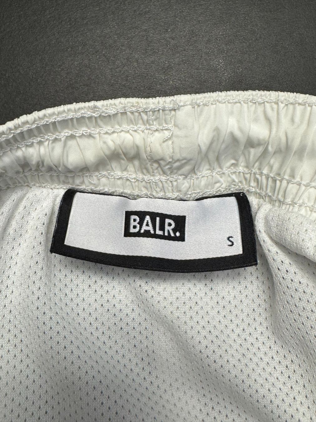 Badehosen: BALR.-Badeshorts Weiss, Grösse S – Gebraucht aus Mollis von gxzimmermann 2
