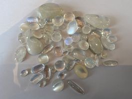 Mondsteine, Schmuckqualität, 351.15ct. (11)