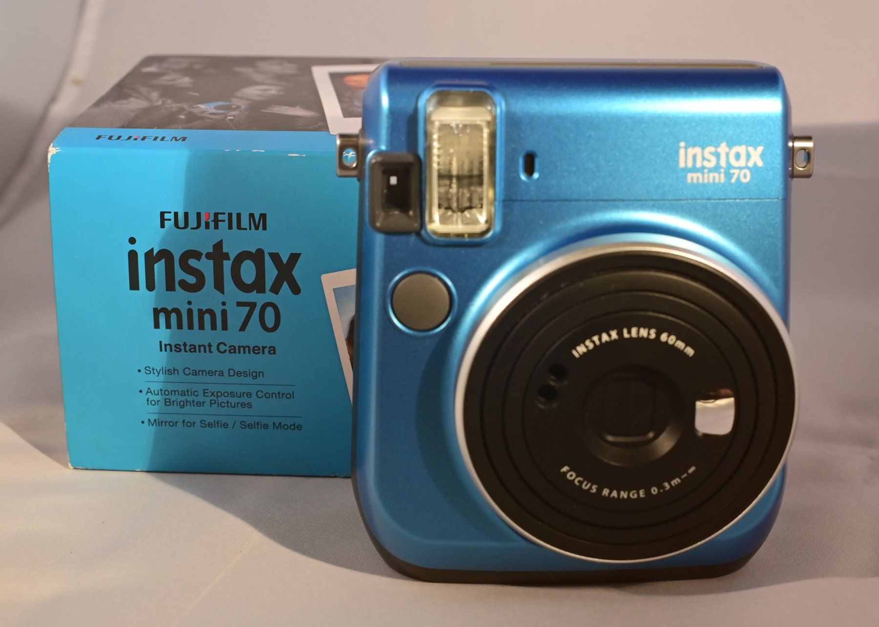 Fujifilm Kamera: Fujifilm Instax mini 70 – Gebraucht aus Uster von Stoessda