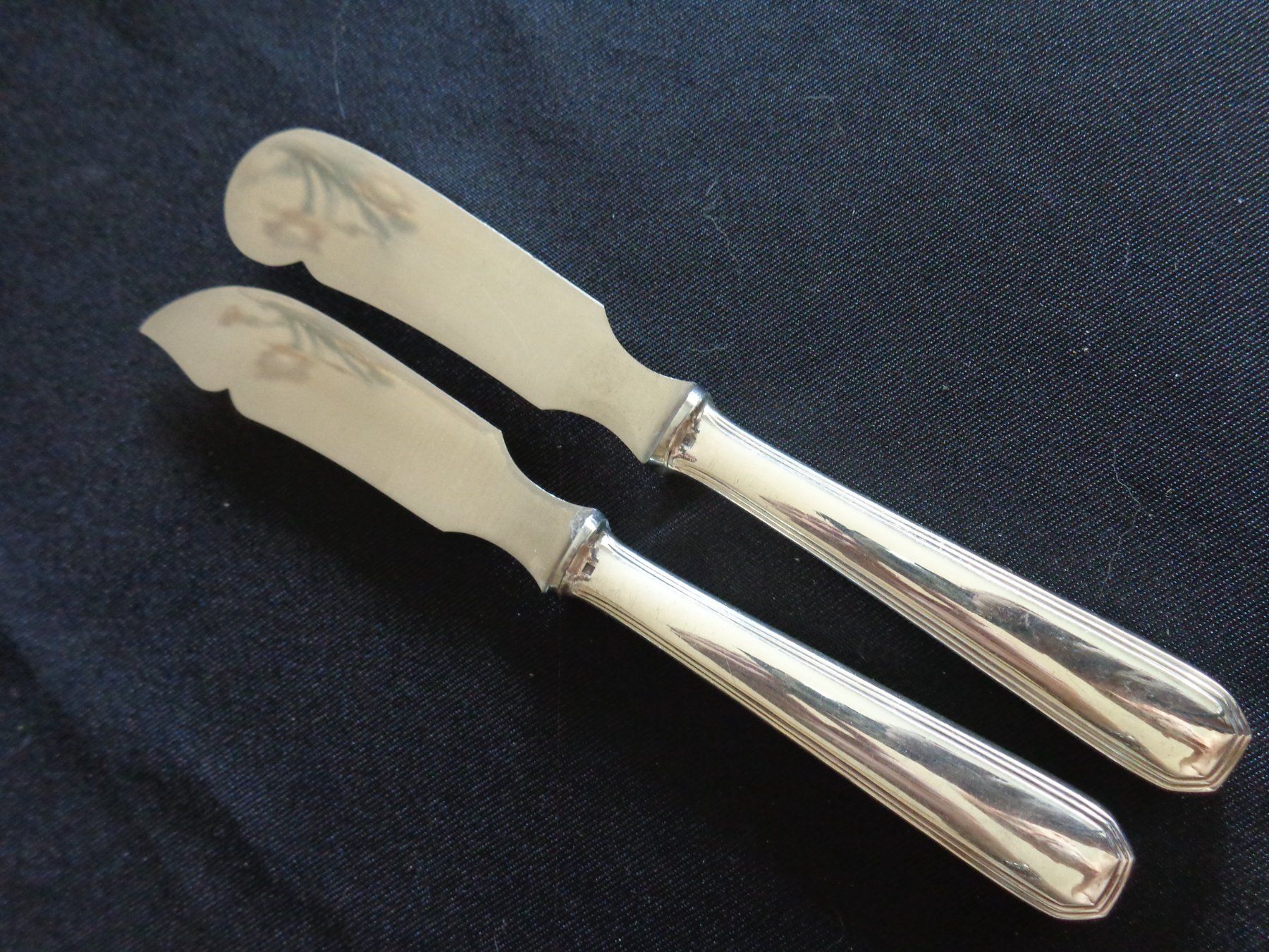 Christofle Set di posate: * COUVERTS A BEURRE ET FROMAGE CHRISTOFLE AMERICA – Nuovo (secondo la descrizione) da Morges venduto da argento.oro.65 3