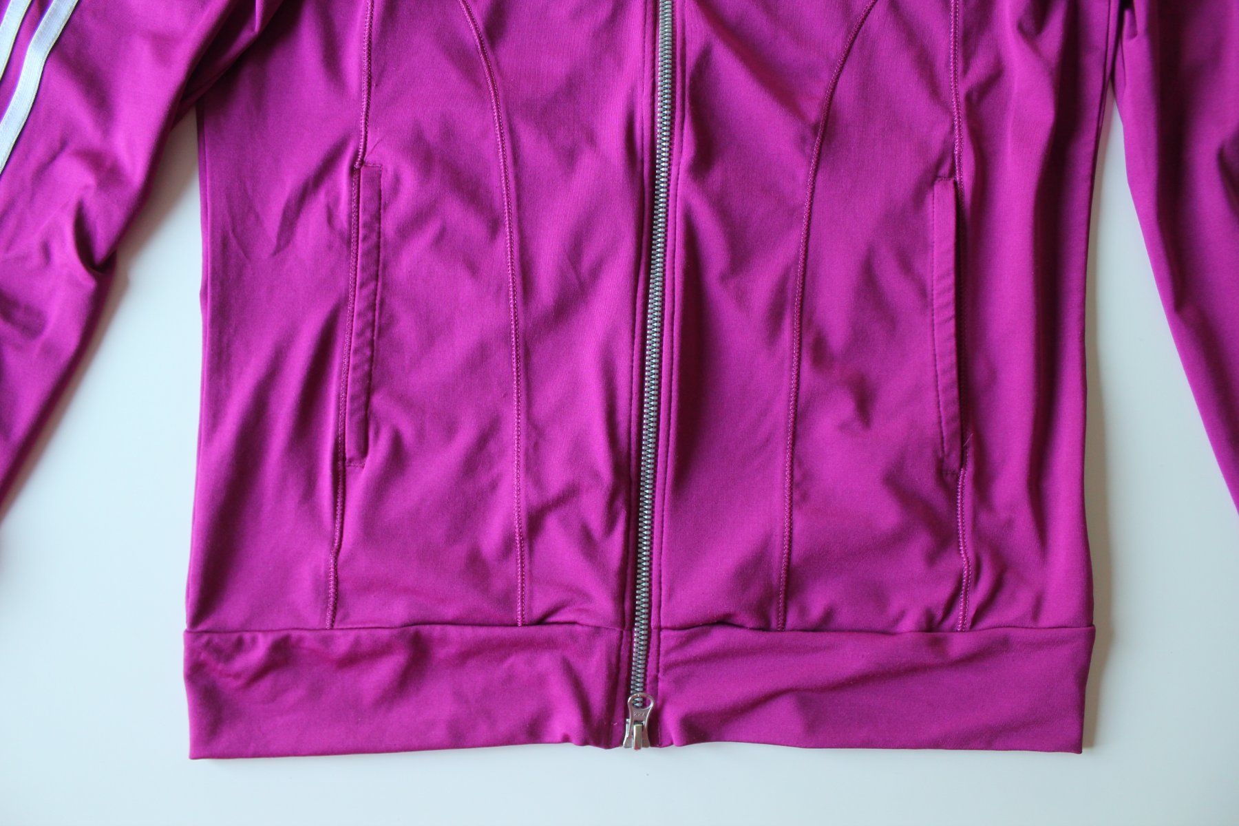 Vestes: Veste Adidas climacool    t. 36 – D'occasion à Peseux par Gilloss 1