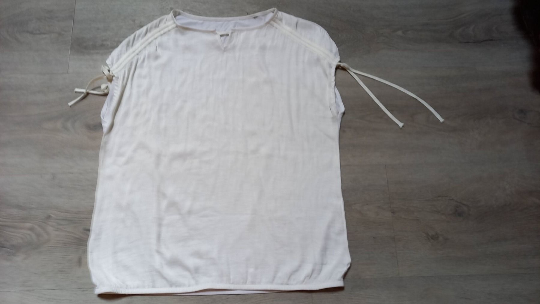 T-shirt: Shirt  44/46 – Usato da Bätterkinden venduto da Elefantenzoo