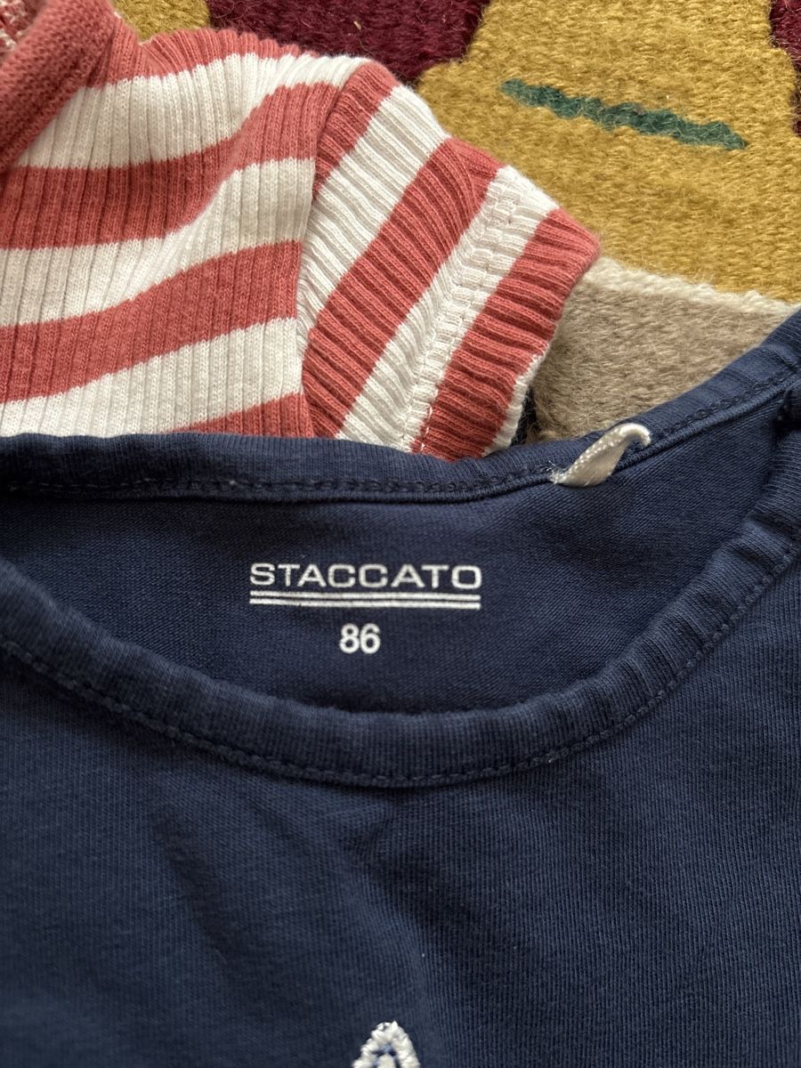 Camicette, T-shirt & Top: 3 summer Tshirts size 86 – Usato da Basel venduto da dia_57tl 1
