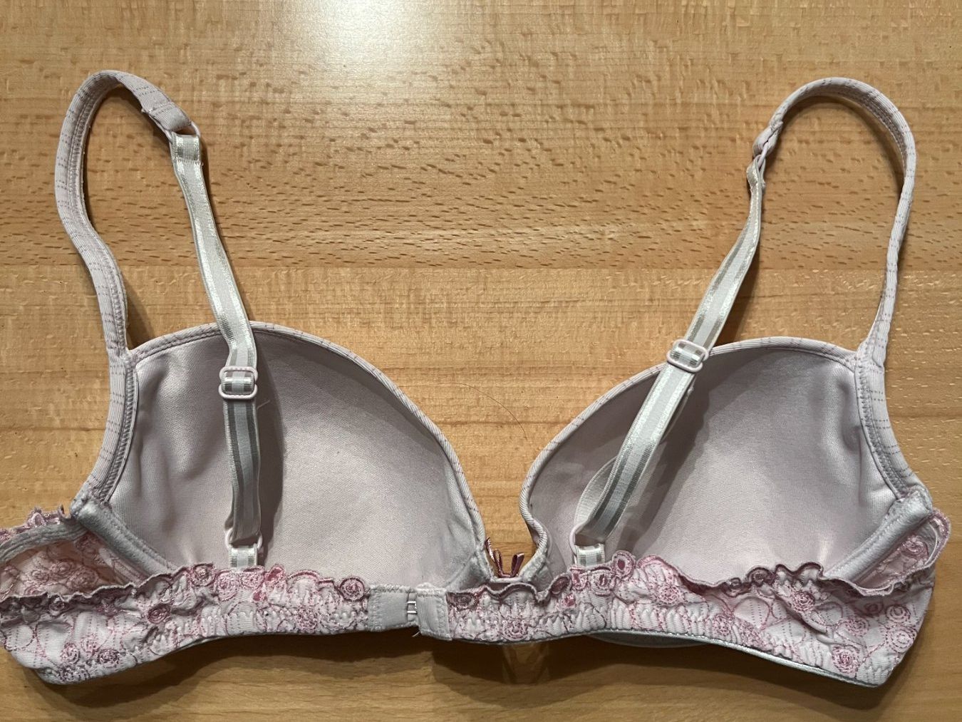 Autres dessous: Rosaroter Marken-BH 75C – Neuf (Voir description) à Baar par Aatina 1
