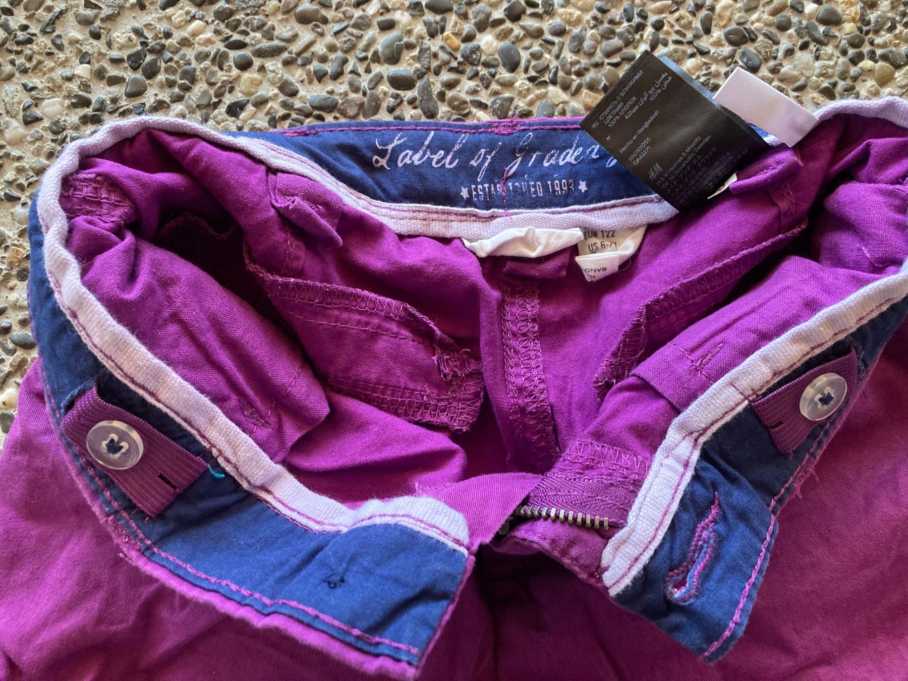 H&M Pantaloni: Kurze Hose, Shorts Gr. 122 100% BW – Usato da Aetingen venduto da Nadinsky 1