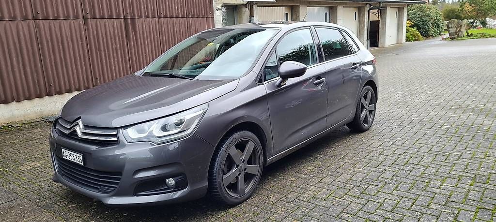 Citroën Automobili: Citroen C4 1.2 Pure Tech Feel Edition Automatic – Usato da Oberwil-Lieli venduto da sim_zvf7