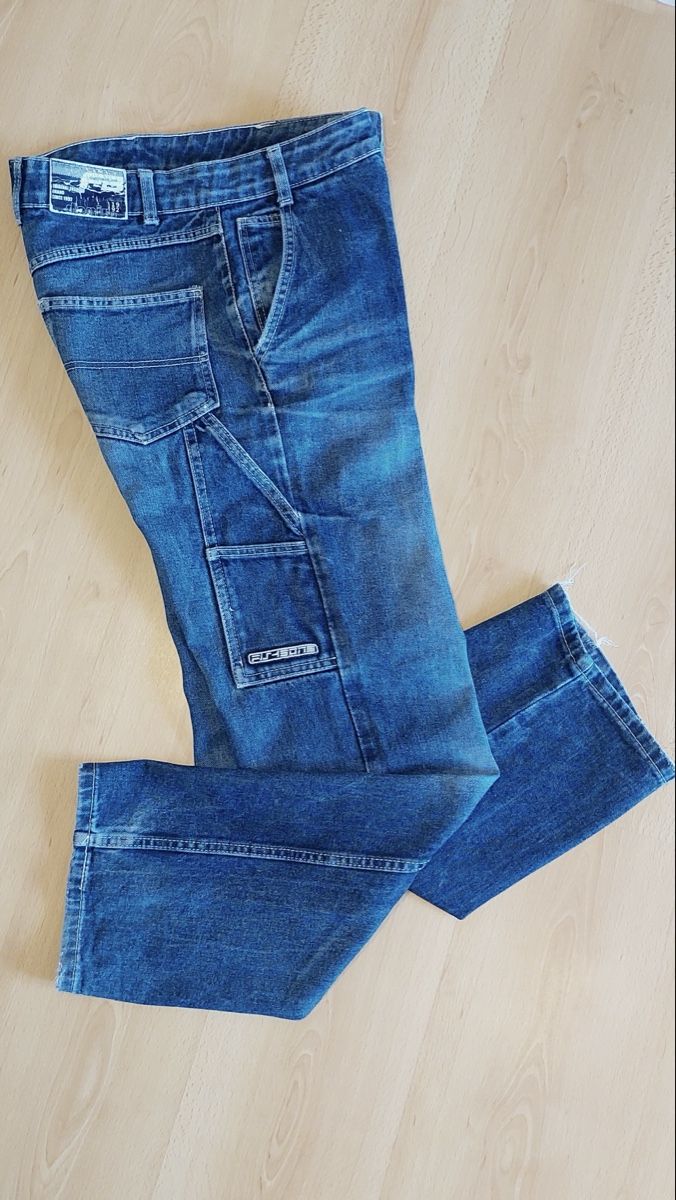 Jeans: Jeans cargot bleus taille M – Usato da Épalinges venduto da lola_vp_99 3