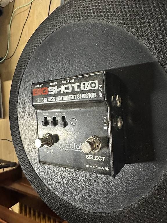 Strumenti musicali: Radial BigShot io Instrument Selector True Bypass Switch – Usato da Zürich venduto da tuffcookie 2