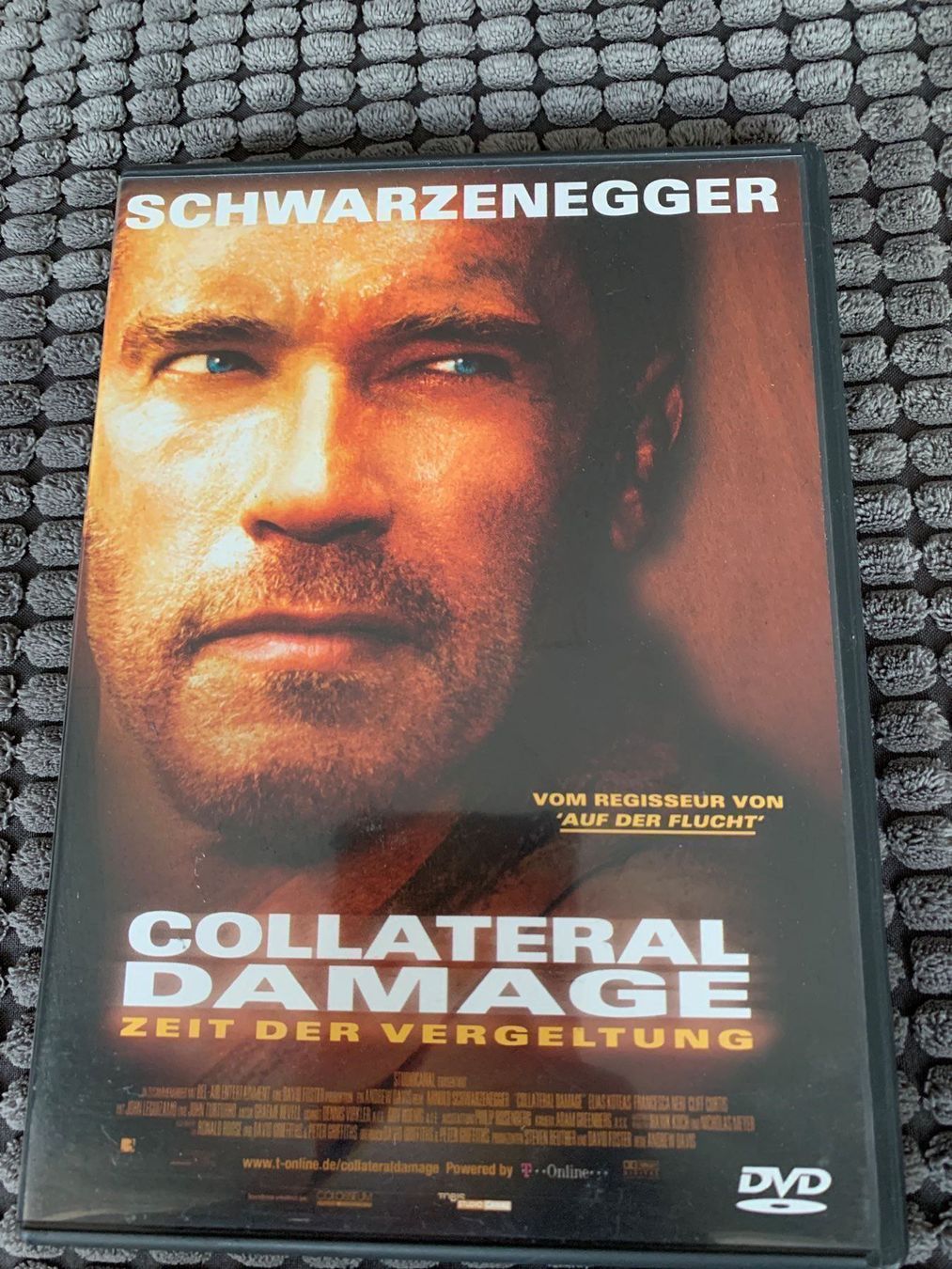 Tutti i DVDs: Collaterial damage Zeit der Vergeltung – Usato da Ittigen venduto da Scbern2