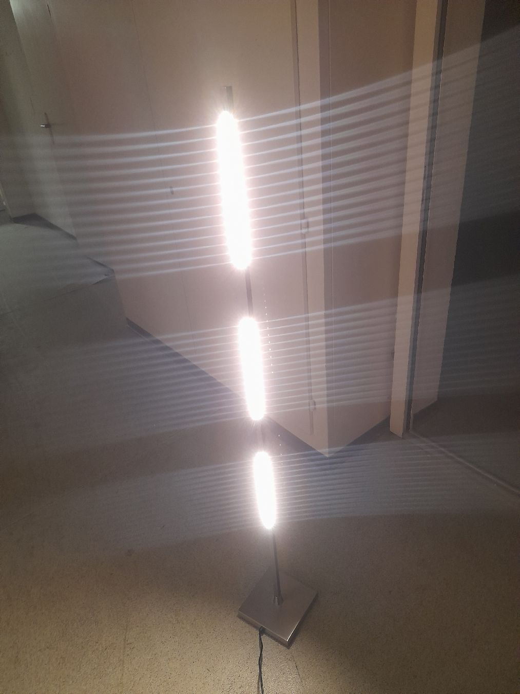 Lampes: stehlampe – D'occasion à Glattbrugg par B_B 1