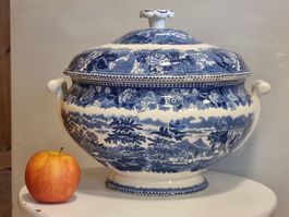 Wedgwood Landscape Suppenterrine England