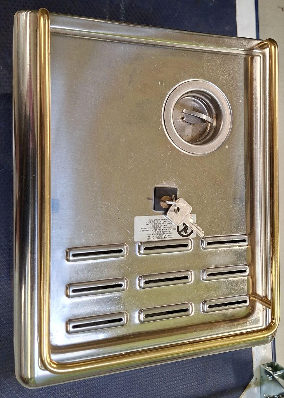 Lavazza Macchine per caffè & Macchine per espresso: Kaffeemaschine Matinee Lavazza – Usato da Kilchberg ZH venduto da H-D 1