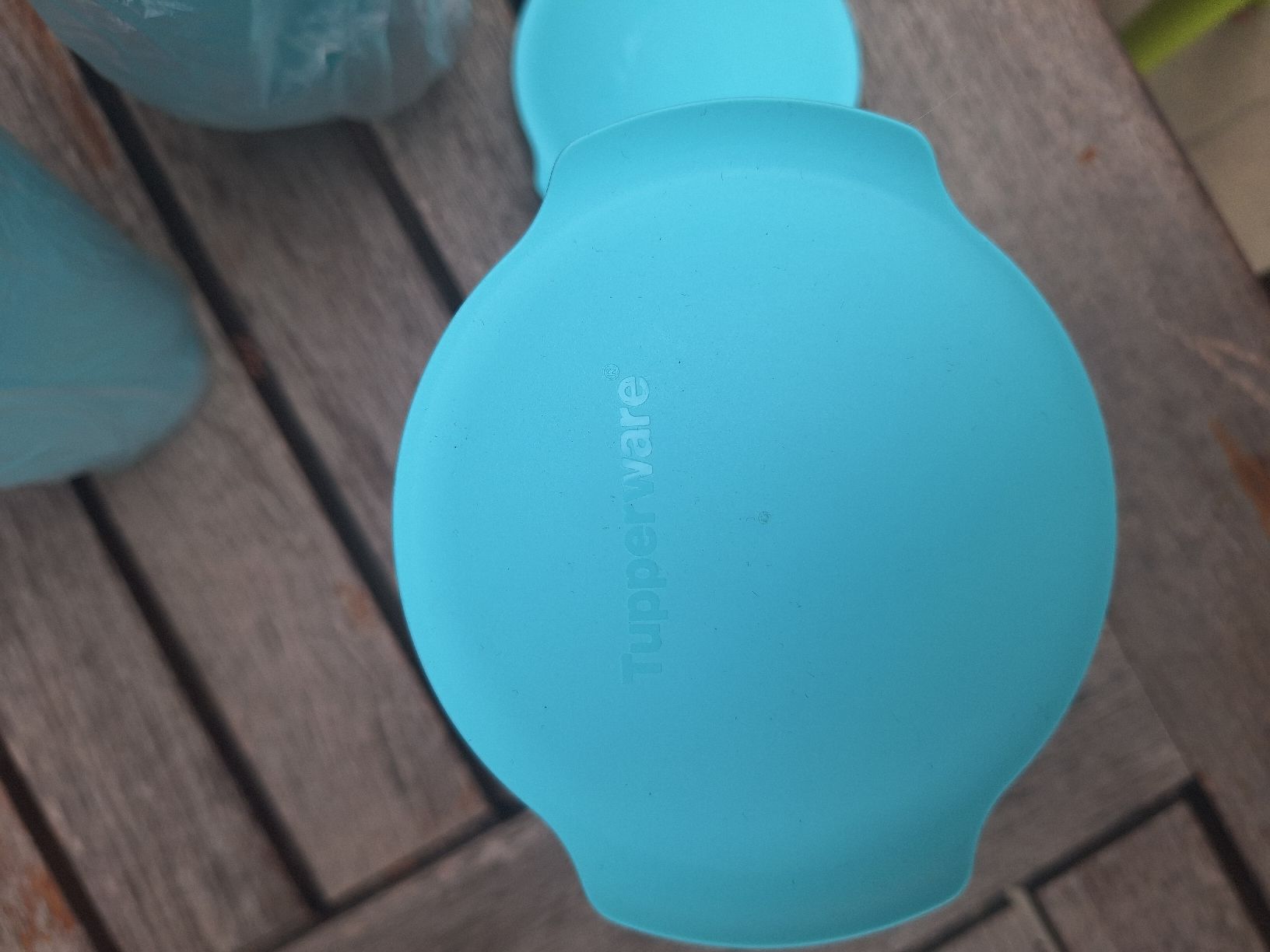 Tupperware Contenitori & Simili: Tupperware Tumbler Becher mit Deckel 3 Stück – Nuovo (secondo la descrizione) da Aarau venduto da Chillkrot 4