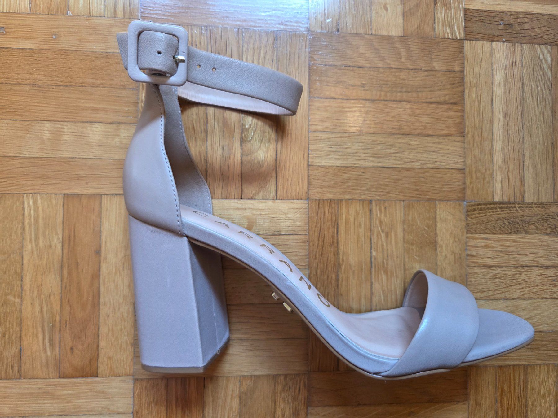 Scarpe da donna: Carrano Sandals beige size 40 – Usato da Zürich venduto da pinksun 1