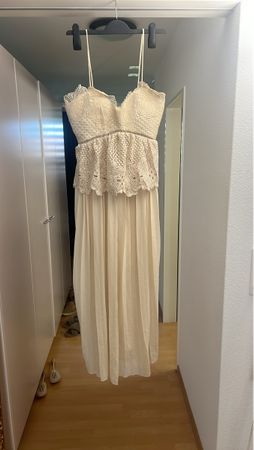 Traumhaftes Sommerkleid mit Spitze, Handarbeit,Gr. S