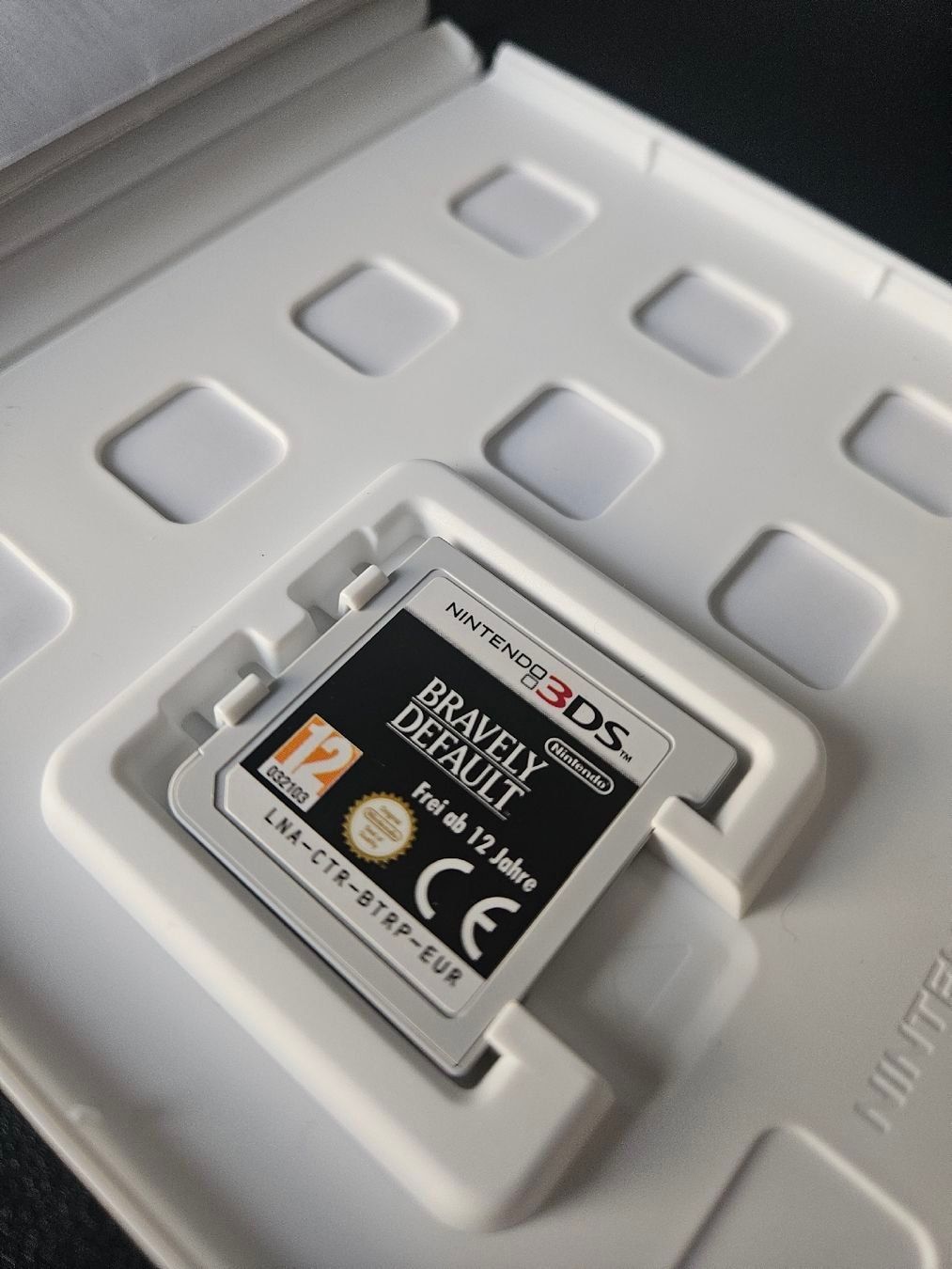 Nintendo Giochi: Bravely Default Nintendo 3DS – Usato da Dietikon venduto da uni_kn2m 1