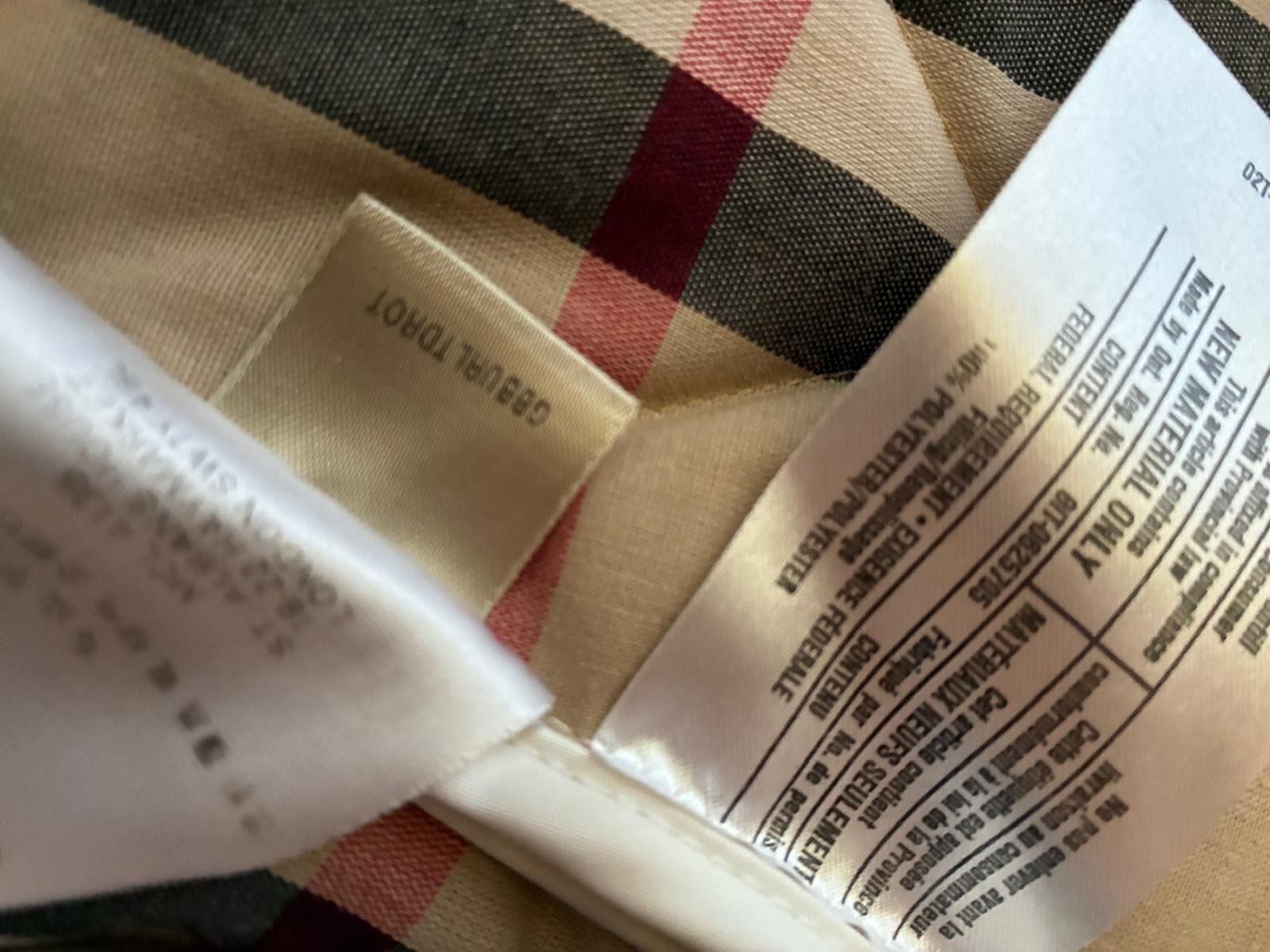 Burberry Vestes: BURBERRY – Neuf (Voir description) à Rümlang par har_z6qv 8