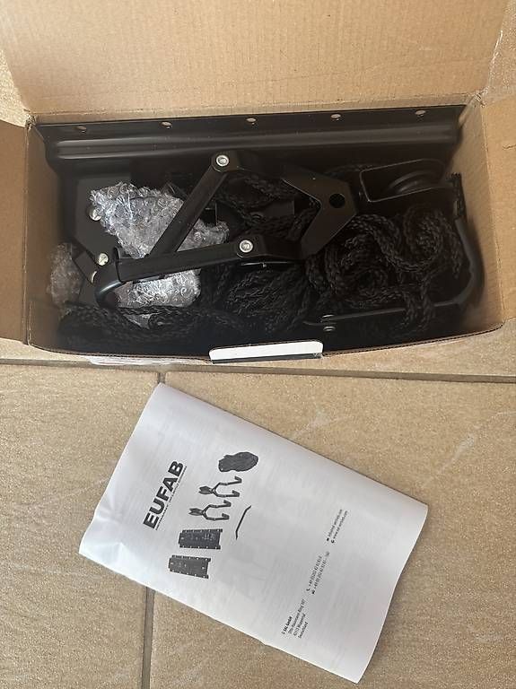 Supporti per biciclette: Support à vélo pour plafond – Usato da Ogens venduto da ced_qn5v 2