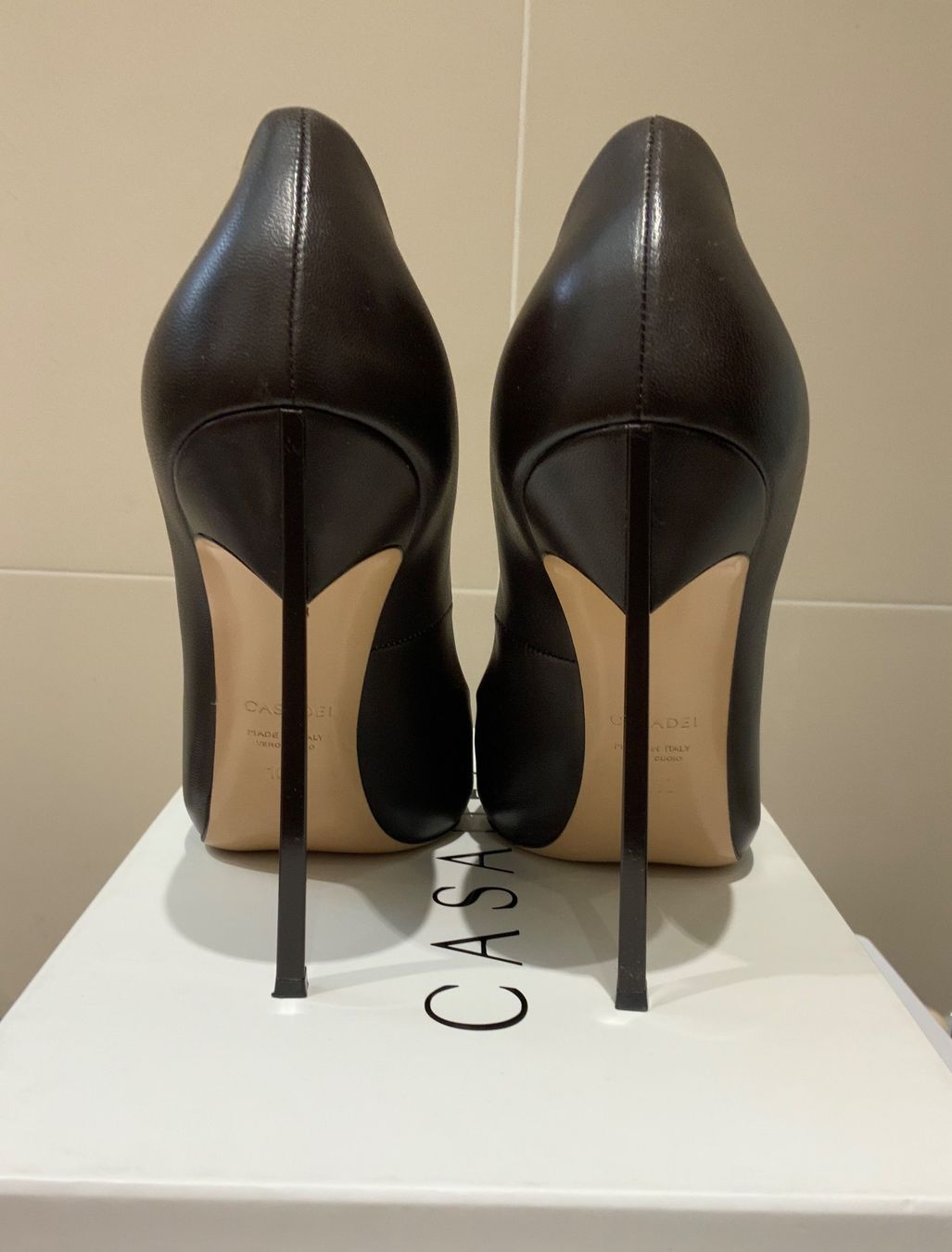 Casadei Scarpe da donna: Casadei Escarpin – Usato da Vandoeuvres venduto da Boussy74 1