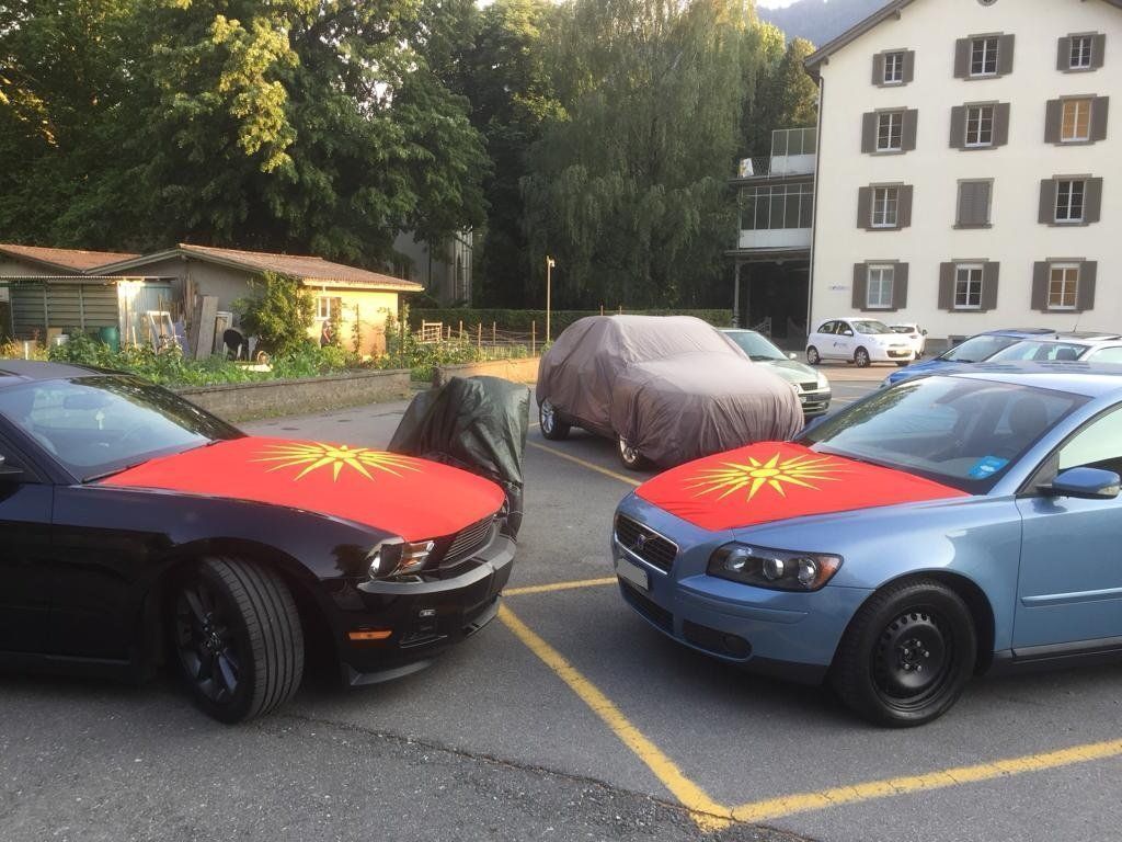 Bandiere: Mazedonien Motorhauben Flagge – Nuovo (secondo la descrizione) da Mollis venduto da Makedonce 1