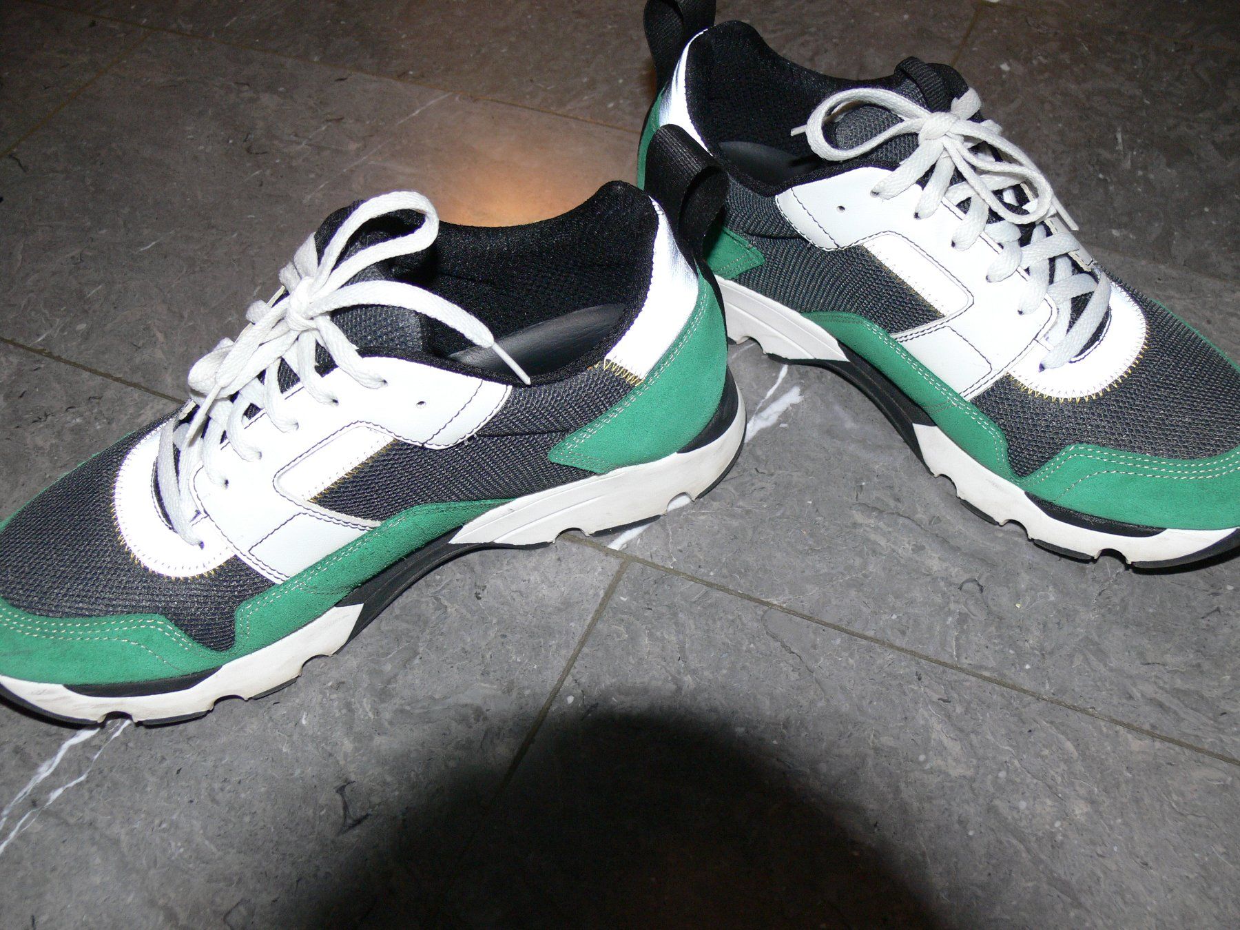 Marni Scarpe da uomo: MARNI Sneaker, neuwertig, Gr. 44, eher 42 - 43 – Usato da Remigen venduto da Kelias 9