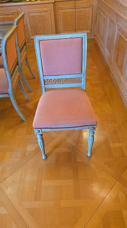 Tischset: Table à manger et 8 chaises à vendre  – Gebraucht aus Lausanne von ann_wy2v 4