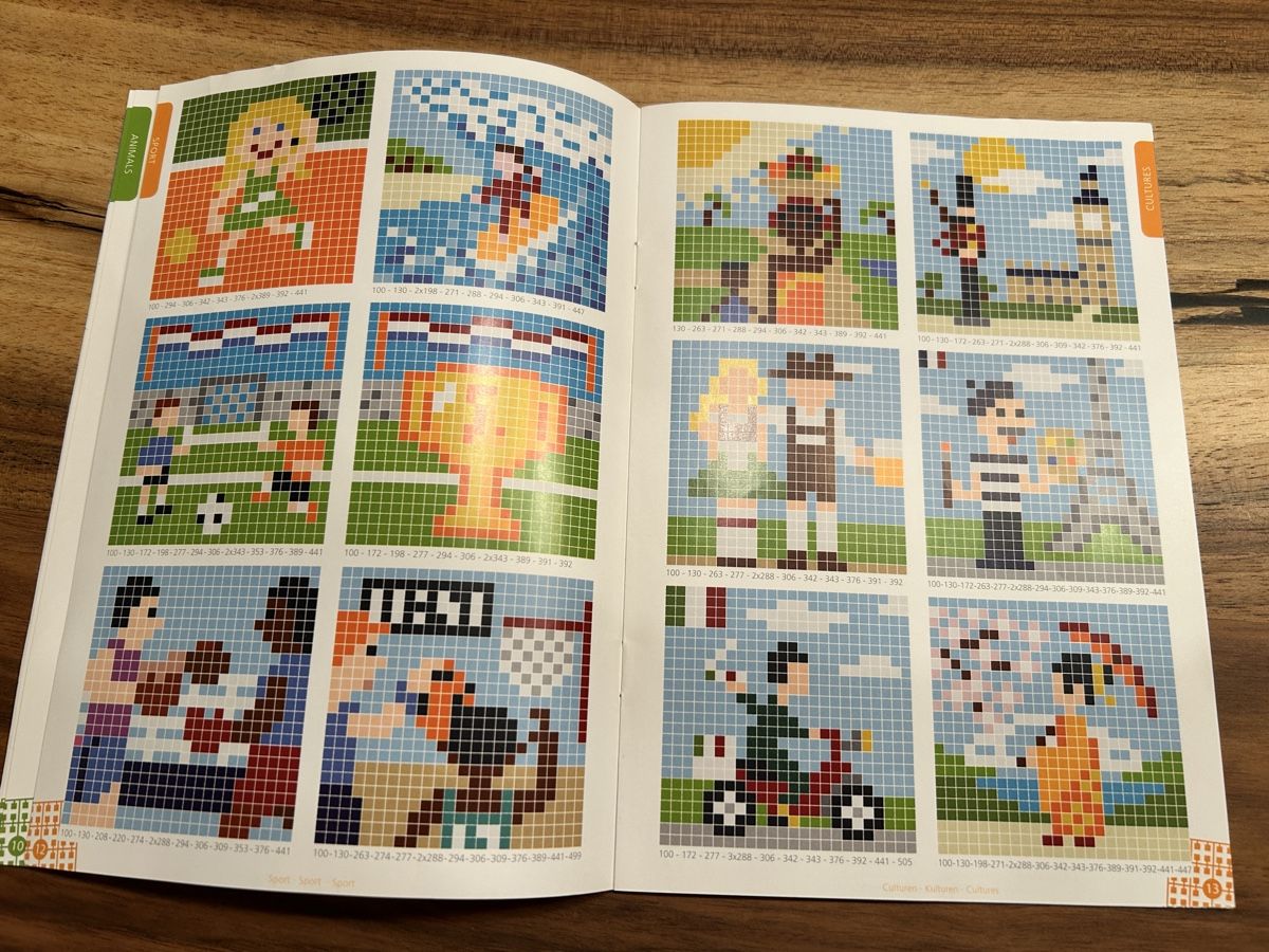 Jeux: Pixel Hobby Bausteine Restposten mit Anleitungsbuch – D'occasion à Zürich par keinweiss 1