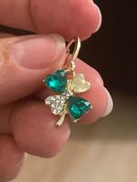 Jolies Boucles d'oreilles dorées trèfle porte- 🍀