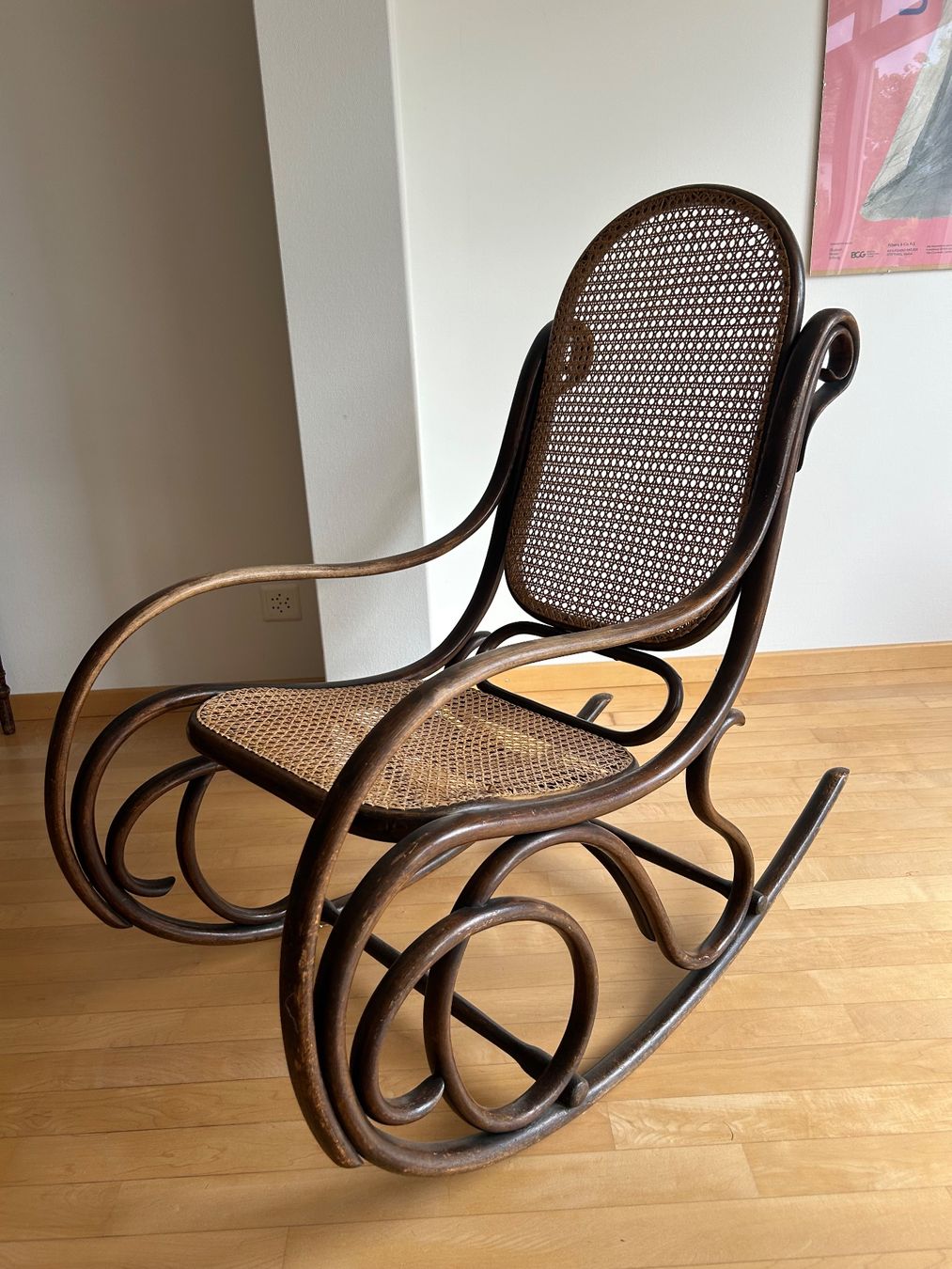 Thonet Chaises: Original Thonet Schaukelstuhl, 1900-1930 – D'occasion à Zürich par sar_9vj6