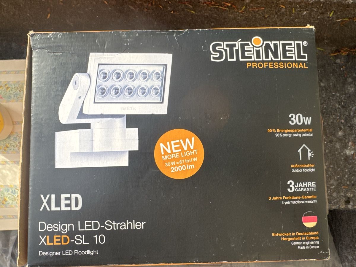 Steinel Lampes: STEINEL Professional 30W XLED-SL10 – Neuf (Voir description) à Rüti ZH par Sugus99