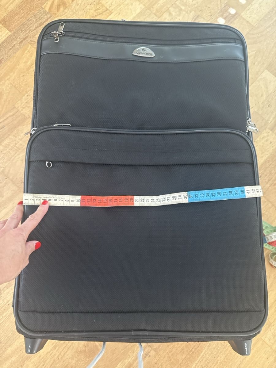 Samsonite Valigie: Rollkoffer Samsonite schwarz – Usato da Gibswil venduto da spongii 2