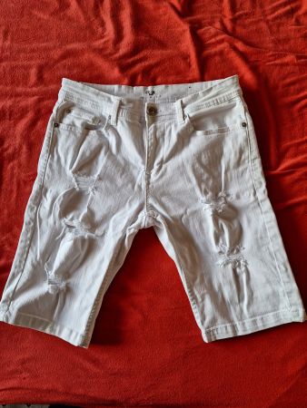 Weisse Shorts
