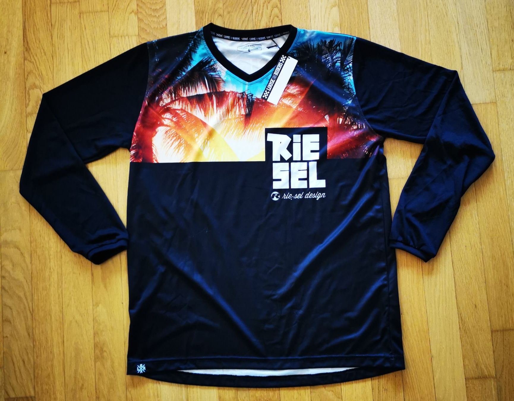 Canottiere & Pantaloni: Trikot Rieswl desing – Nuovo (secondo la descrizione) da Emmenbrücke venduto da Herzog07 2