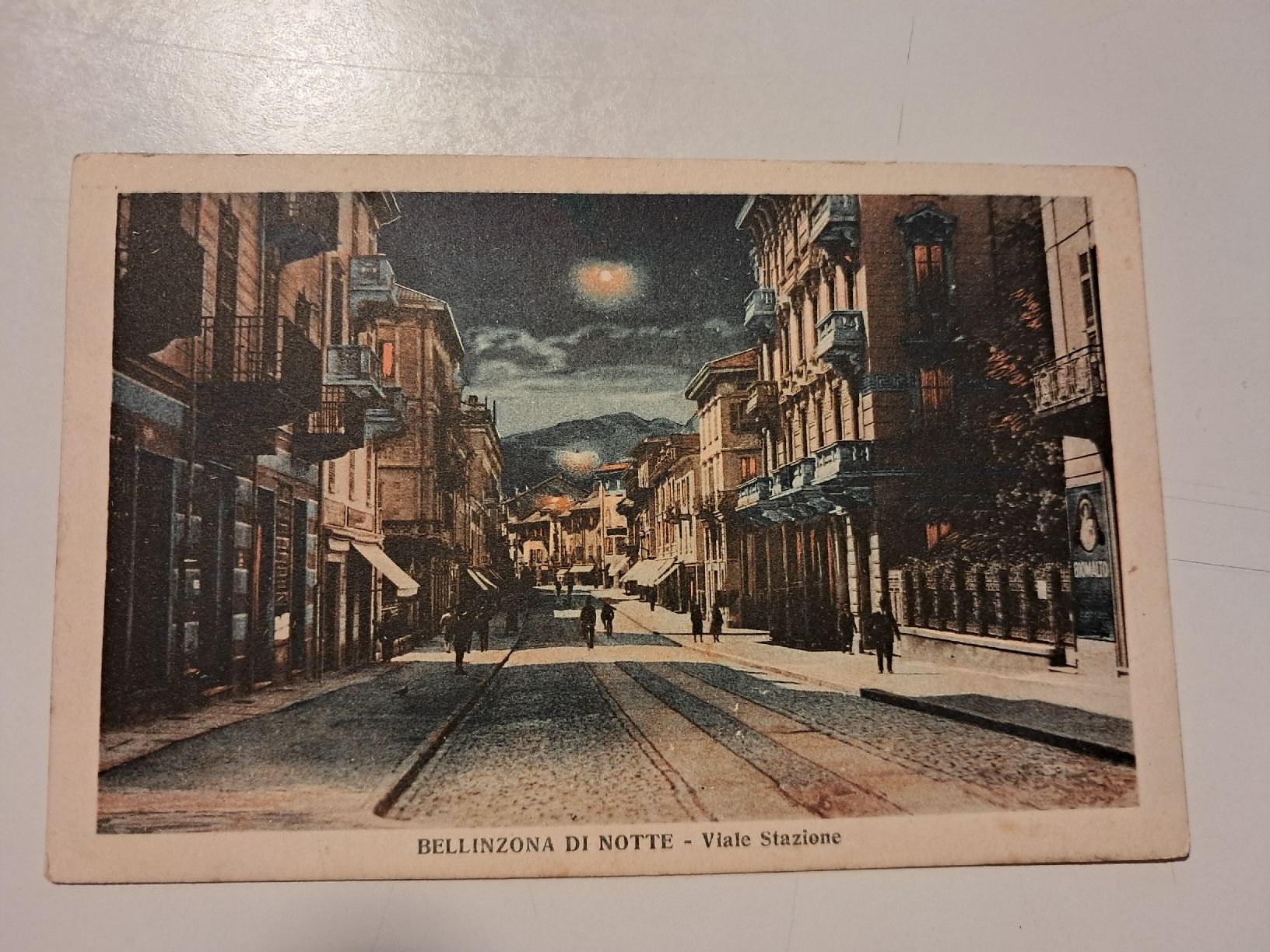 Cartoline postali: Bellinzona di notte – Usato da Gorduno venduto da ema_7yhp