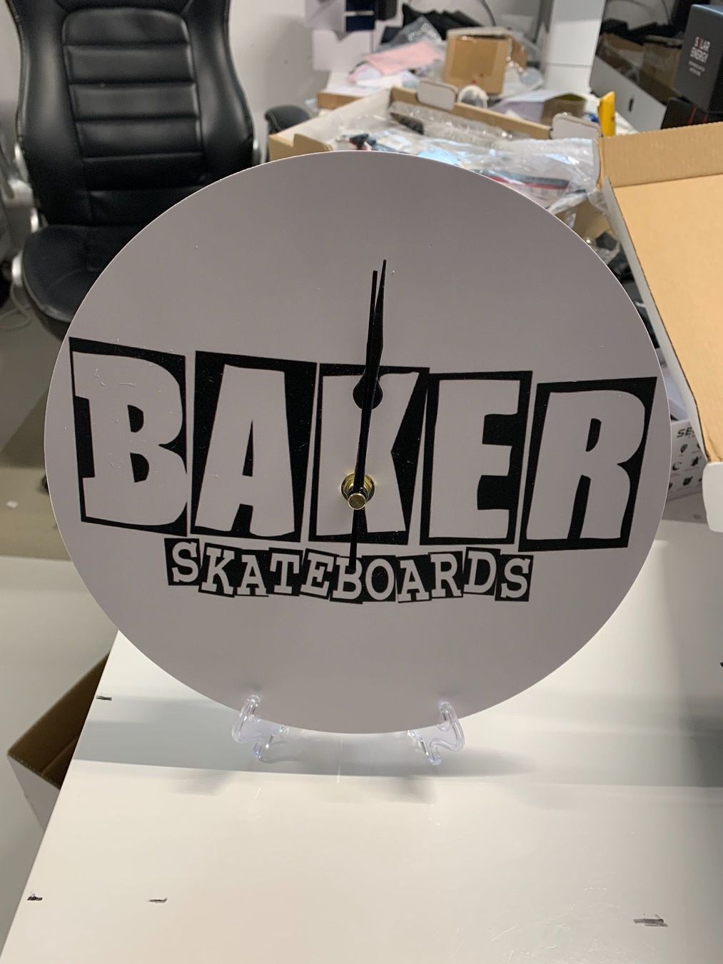 Skateboards: Horloge skate BAKER – Nuovo e nell'imballaggio originale da chêne-bougeries venduto da Time-Gallery