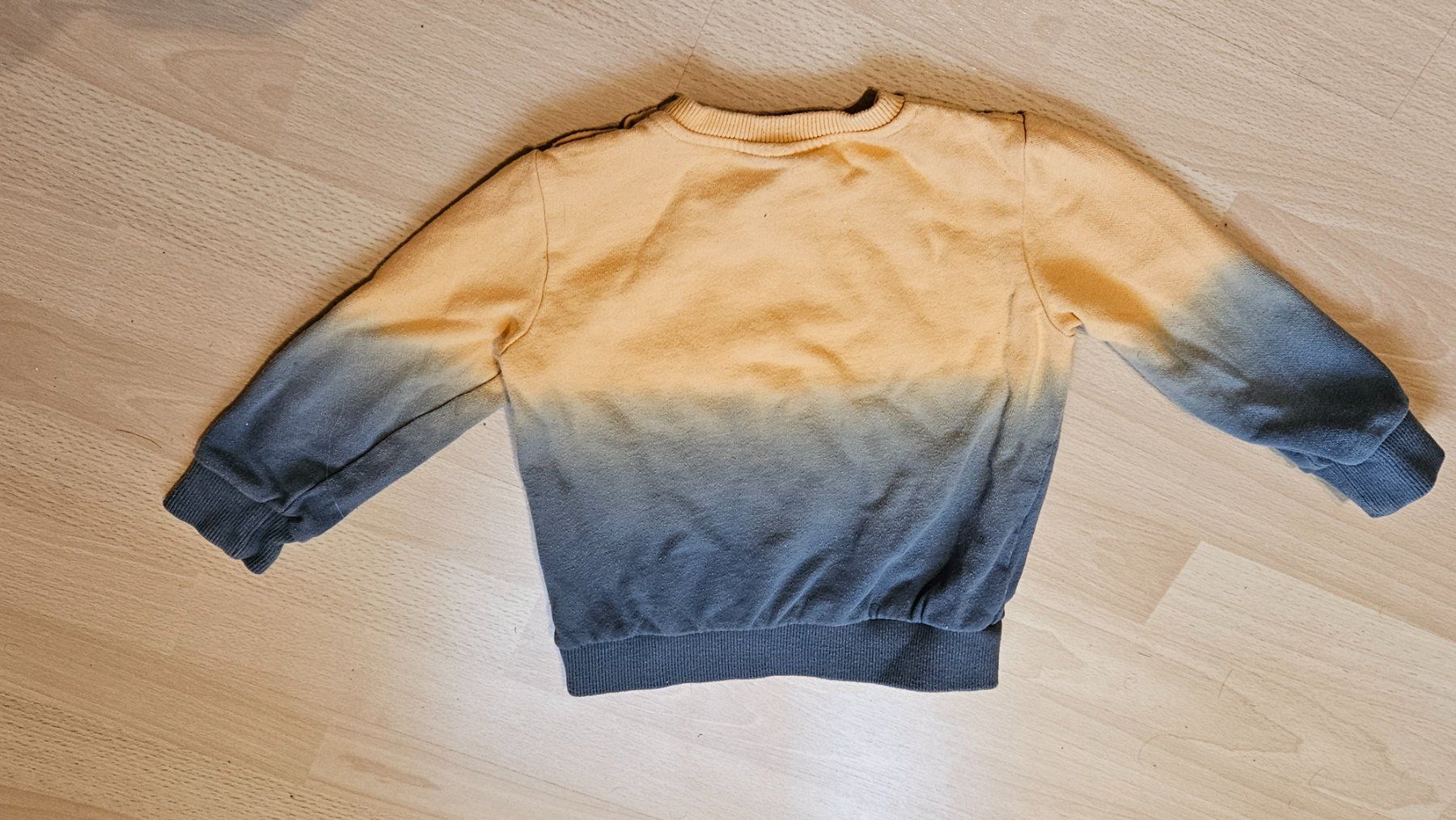 Maglioni & Felpe: Pullover Kinder IDEXE 18 Monate, (ca. Grösse 86) – Usato da Jona venduto da ASMARADO 1