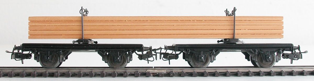 Märklin Modellini di ferrovie: Märklin Langholzwagen Spur H0 – Usato da Oberwil BL venduto da Klang 1