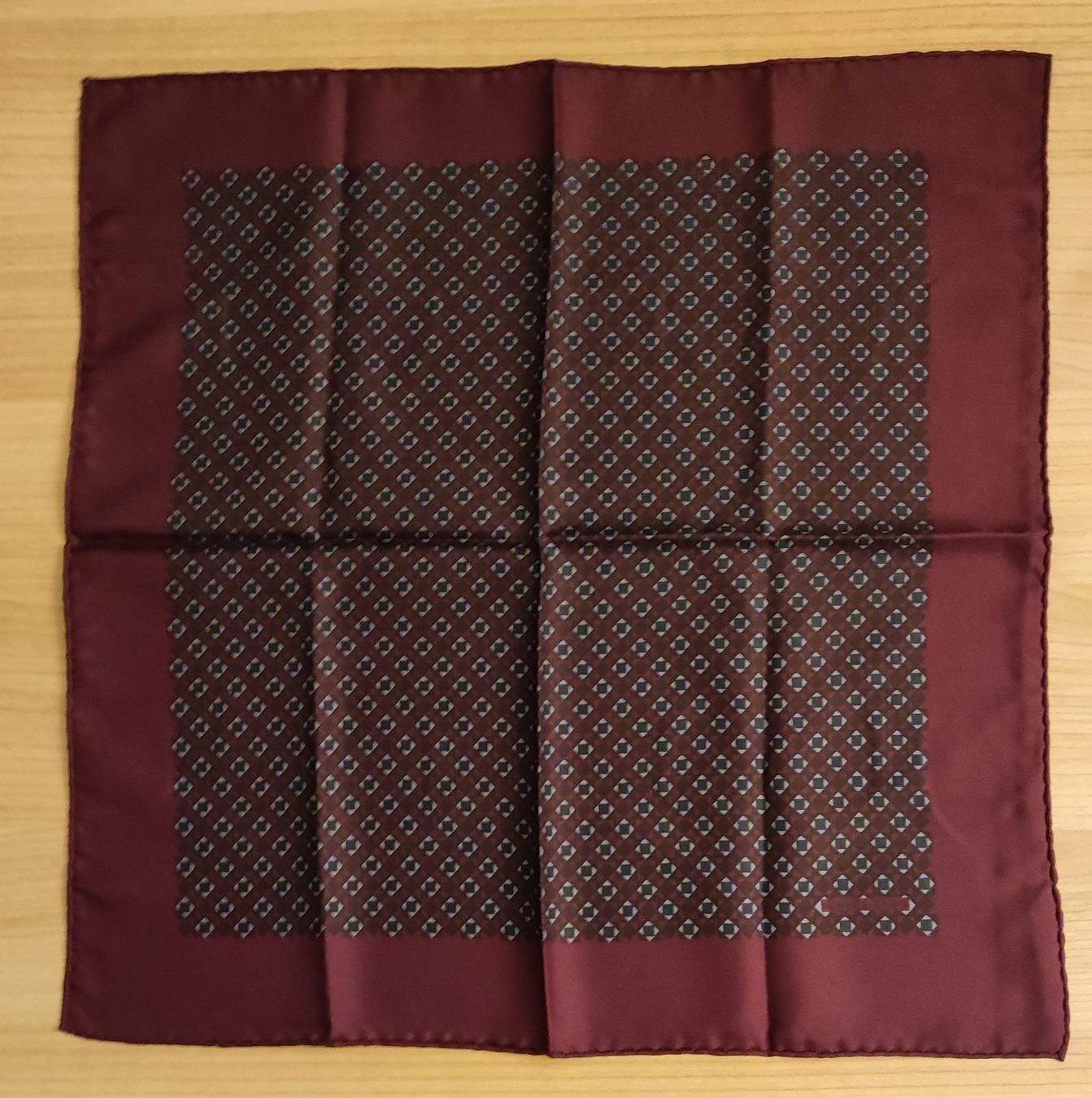 Hermès Foulard & Sciarpe: Hermès gavroche (X2) – Usato da Zug venduto da LindaManga 6