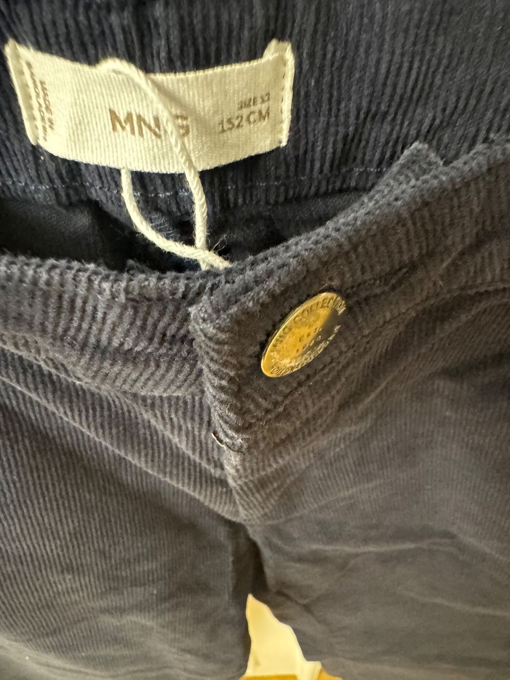Mango Pantaloni: Pantalon Mango T12 ans velours – Usato da Conches venduto da chn_hgl6 2
