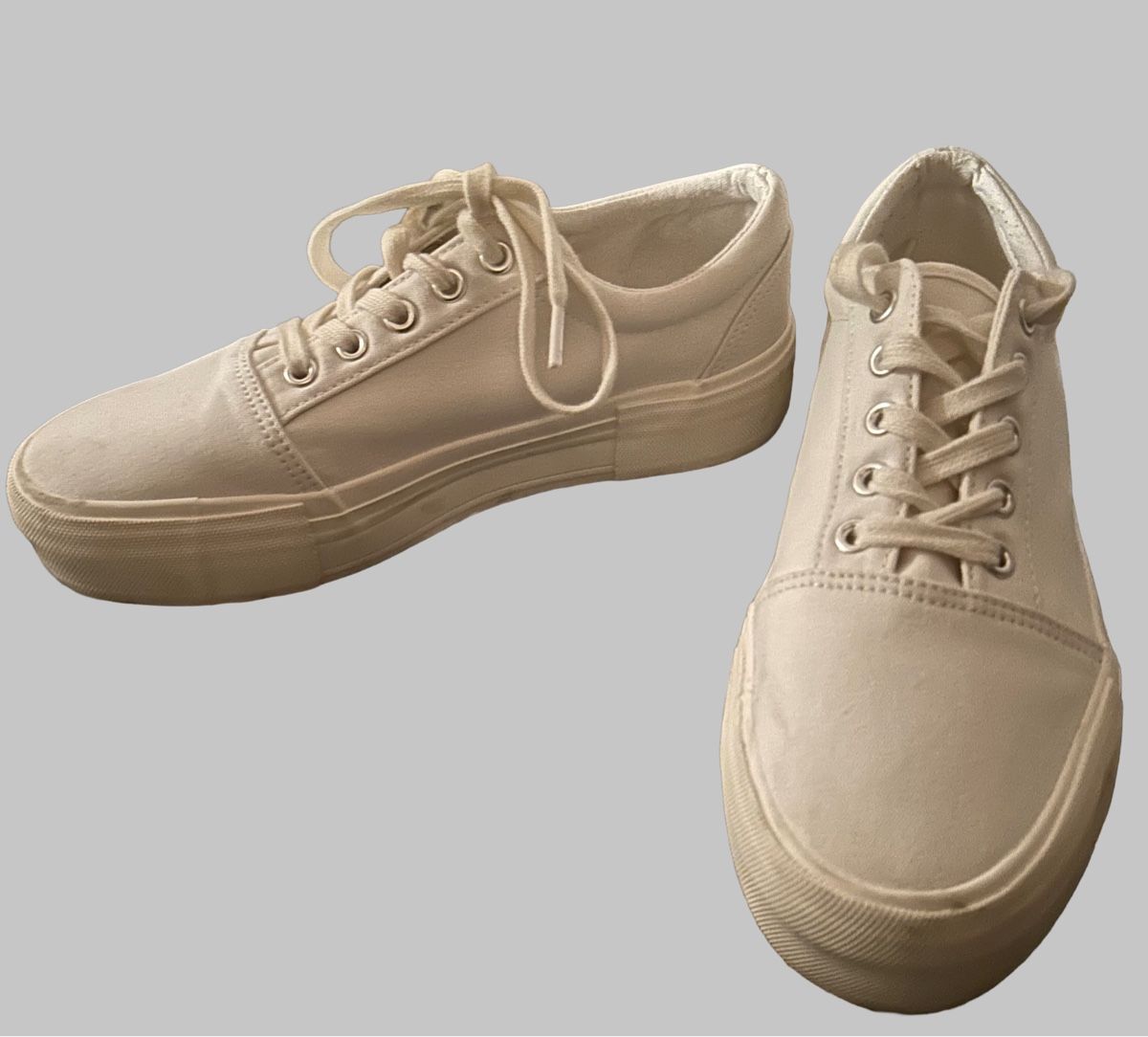 Scarpe da donna: Weisse Sneaker, Grösse 38 – Nuovo (secondo la descrizione) da Ried b. Kerzers venduto da petrar22 4