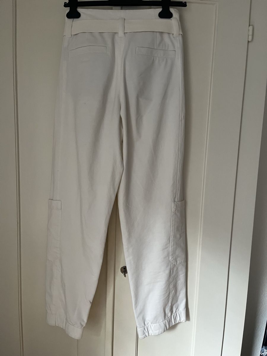 Brunello Cucinelli Hosen: Pantalon Brunello Cucinelli – Gebraucht aus Lausanne von pioupiou38 2