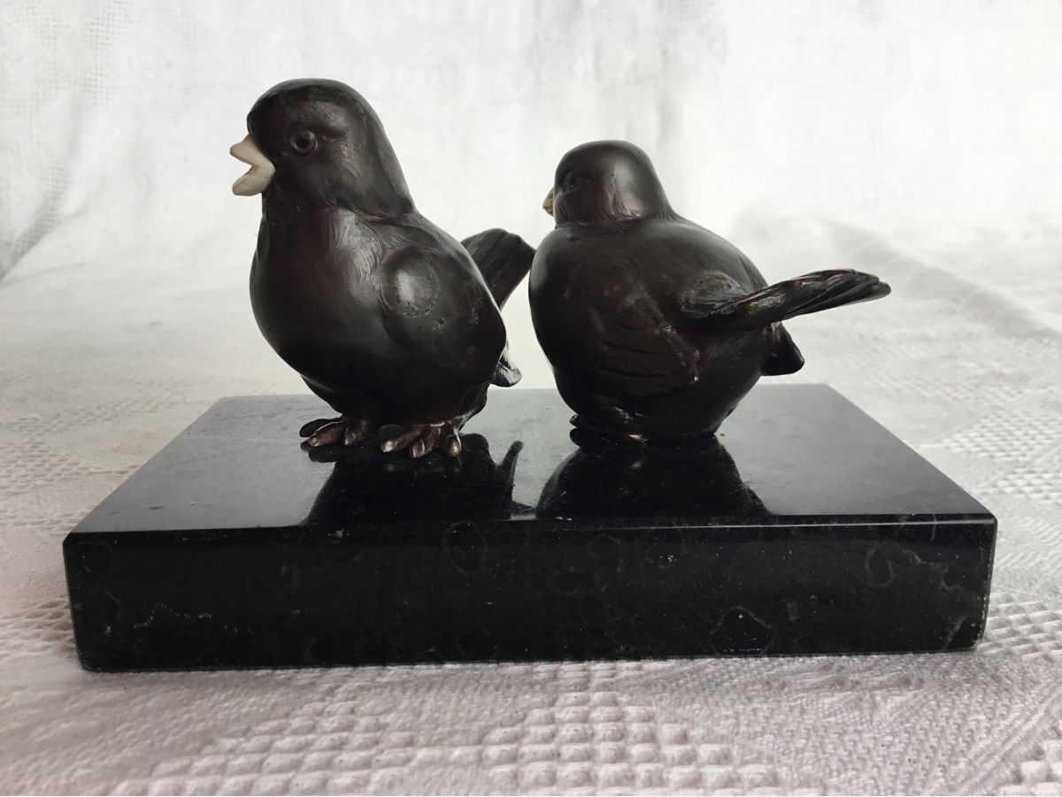 Sculture & Statue: Antike Vogel Figurengruppe – Usato da St. Gallen venduto da chamilla 4