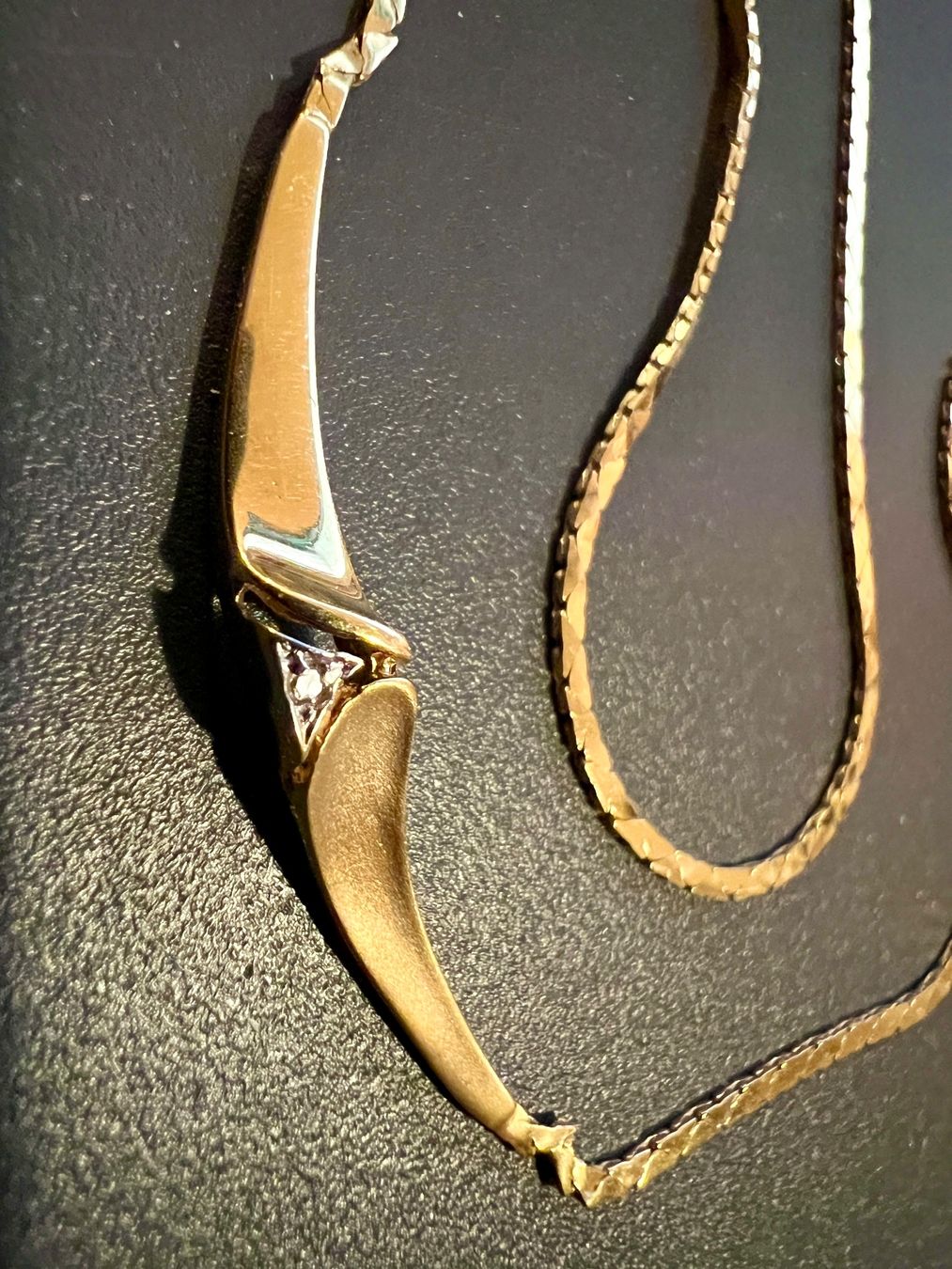 Ketten: Gold-Collier 18K mit Diamant – Gebraucht aus Chur von Penting1935 3