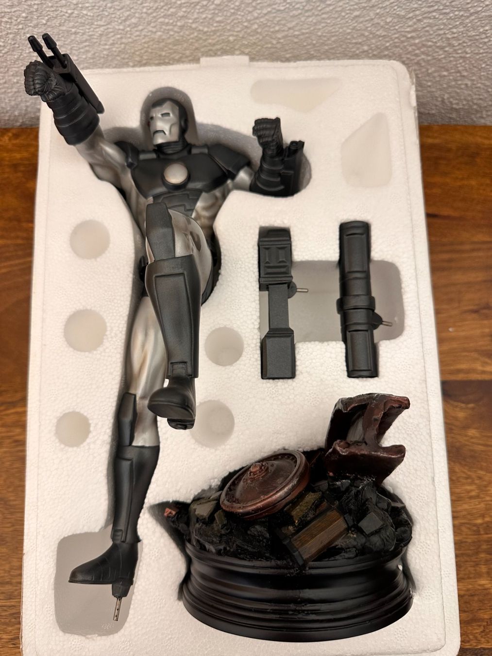Marvel Statuette: Iron Man: War Machine Painted Statue - Bowen Designs /Marvel – Usato da Rotkreuz venduto da Mr.TeaLeaf 8