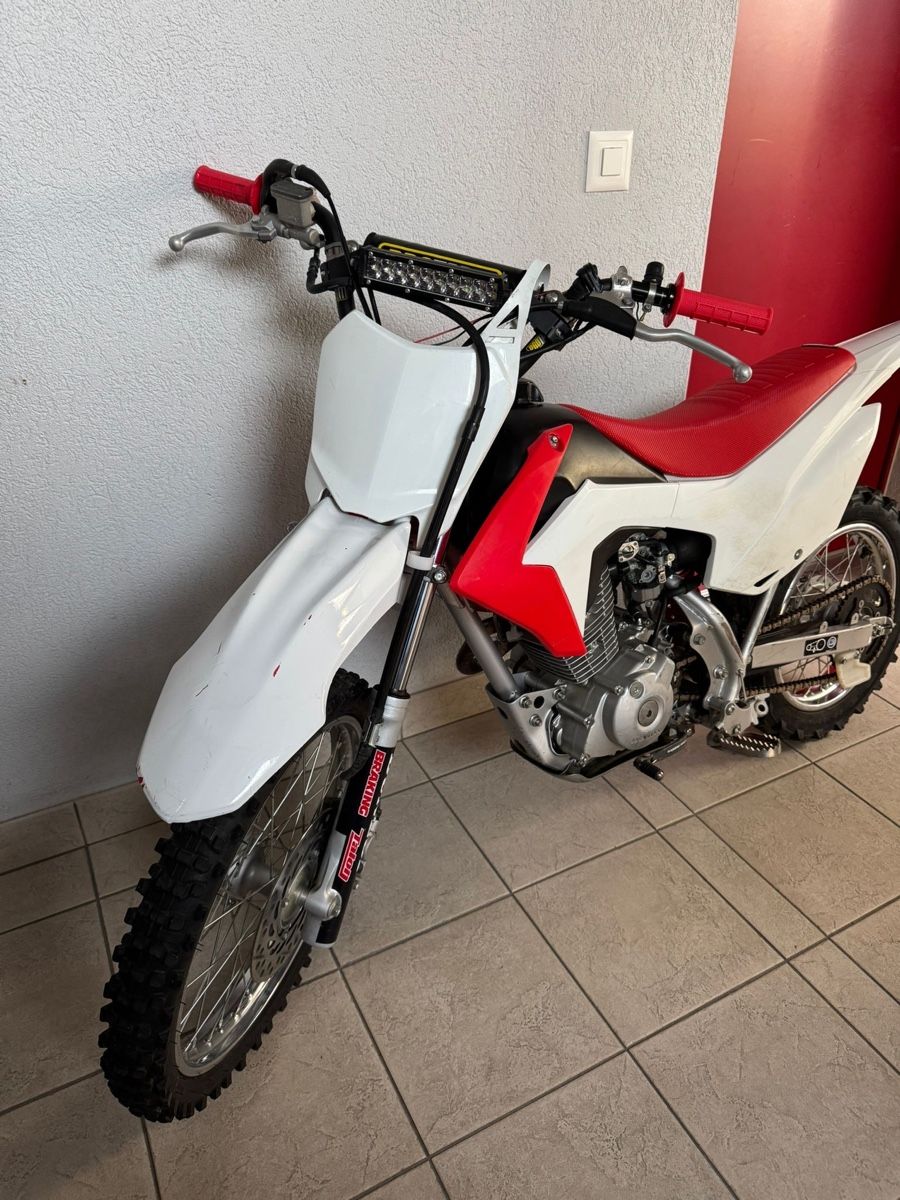 Honda Enduro: Honda crf 125 4t 2017 – Gebraucht aus Rheinfelden von mar_t6zb 2